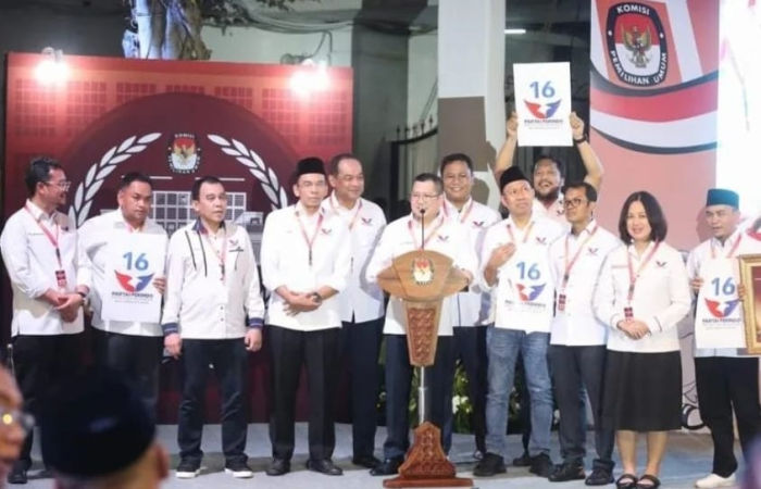 Seusai Pengundian Nomor Urut Pemilu, HT Minta Kader Partai Perindo Kerja Cerdas dan Kerja Keras