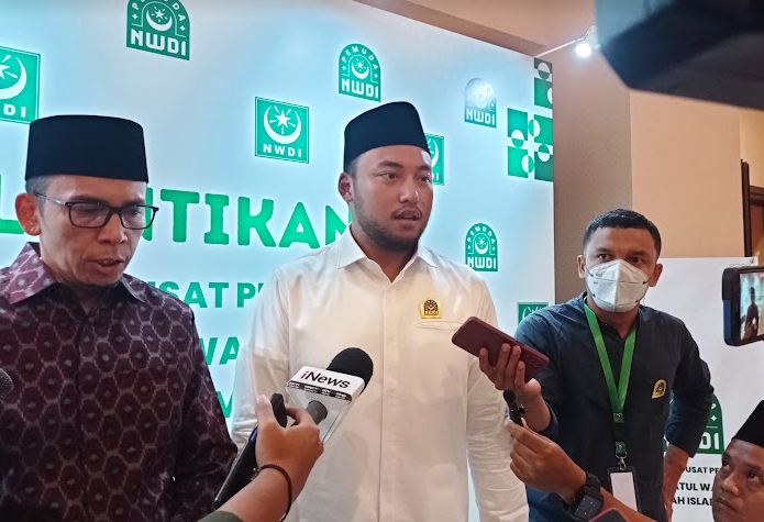 Dilantik Jadi Pimpinan Pusat Pemuda NWDI, Rifki Faraby Janji Pegang Teguh Pesan dari TGB