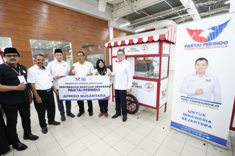 Partai Perindo Serahkan Bantuan 30 Gerobak kepada APMISO Jatim 