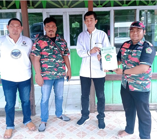 Ketua DPD Partai Perindo Berau Berikan Bantuan Renovasi TK/TPA – Ar – Rahim Teluk Bayur
