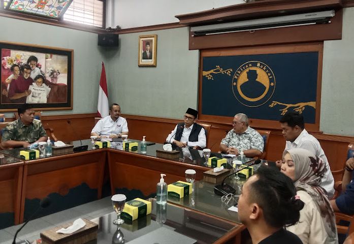 TGB Zainul Majdi Ajak Pers Bangun Demokrasi yang Sehat