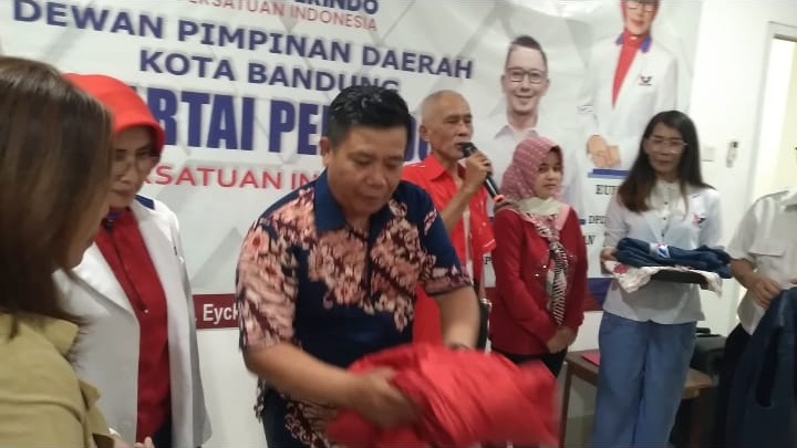Eks Ketua Parpol di Kota Bandung Bersama Gerbongnya Resmi Gabung Partai Perindo