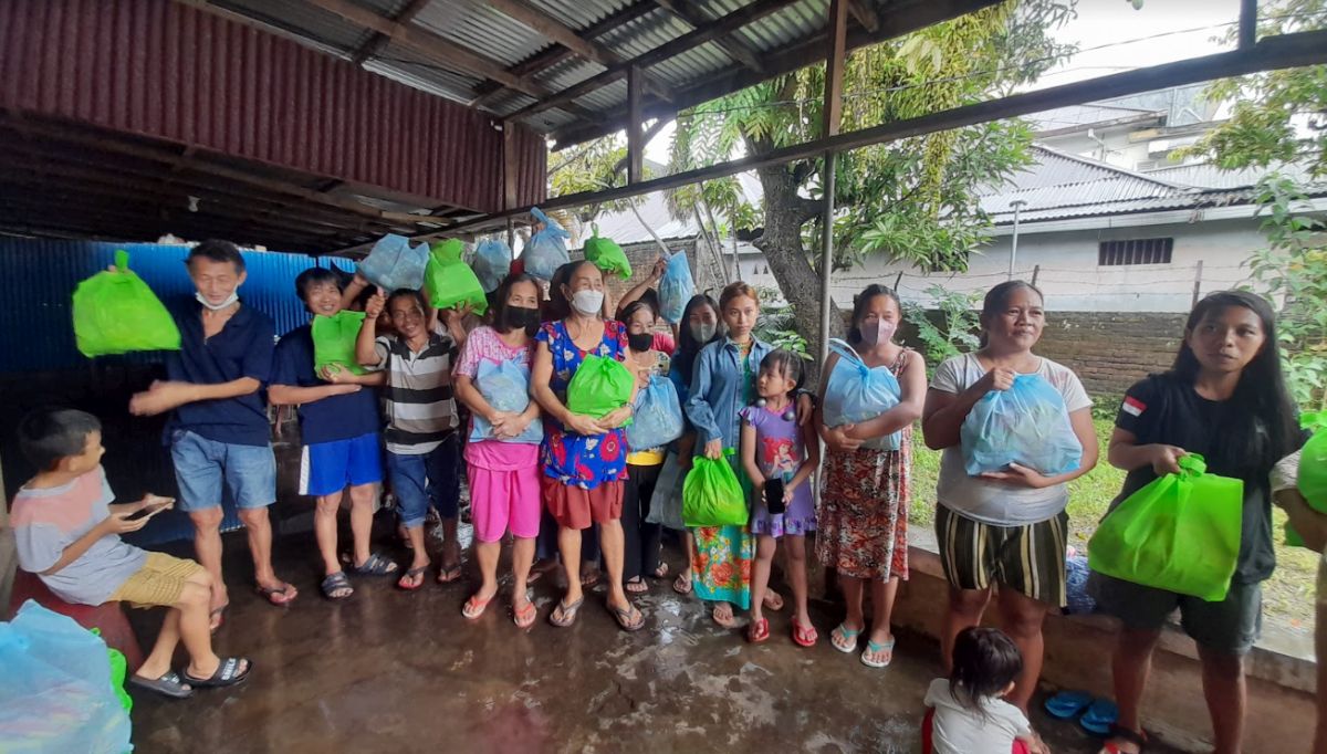 Partai Perindo Berikan Bantuan Bagi Puluhan Keluarga Terdampak Banjir di Tikala