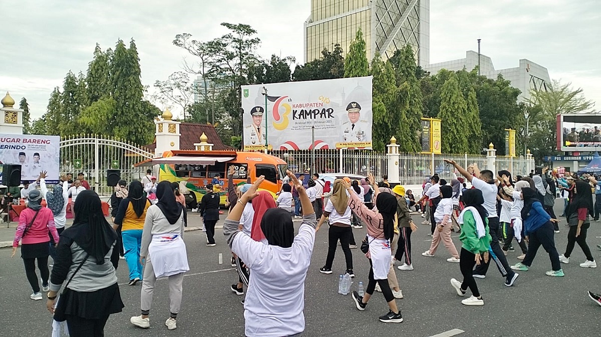 Warga Pekanbaru Antusias Ikuti Senam Bugar Bersama Partai Perindo