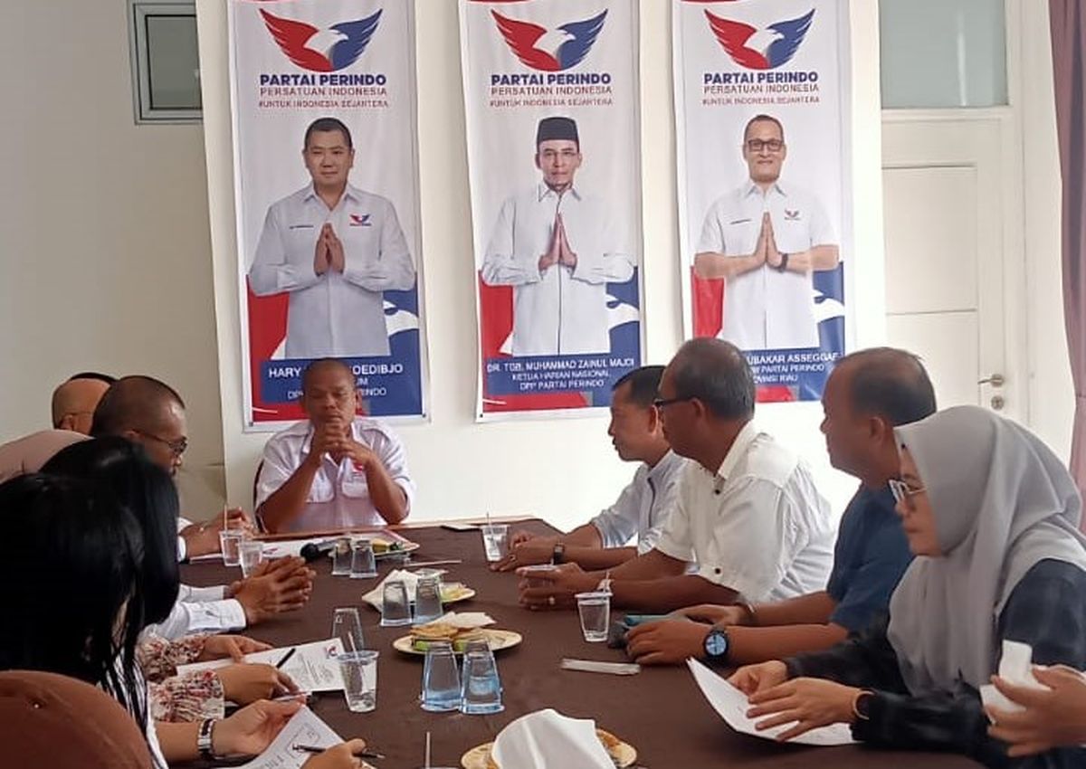 Warga Berbondong-bondong Daftar Jadi Bacaleg Partai Perindo Dapil Riau I