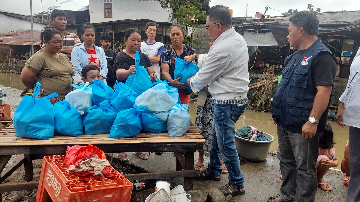 Warga Korban Banjir di Kelurahan Tumumpa Bersyukur Atas Kepedulian Partai Perindo