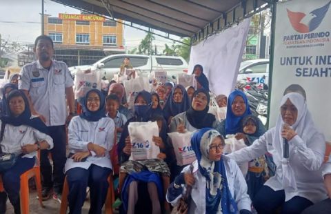 Dapat Bantuan Asupan Makanan untuk Balita, Warga Kampar: Partai Perindo Membantu Rakyat! 