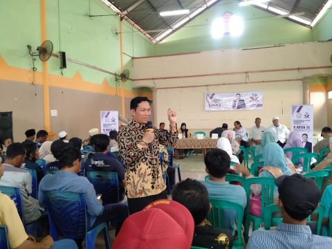 Politisi Partai Perindo Jabar H Husin Sosialisasikan Pusat Distribusi di Cirebon