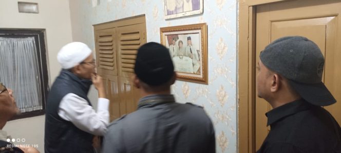 TGB Sempatkan Diri Silaturahmi dan Ziarah ke Makam Mamak Falak