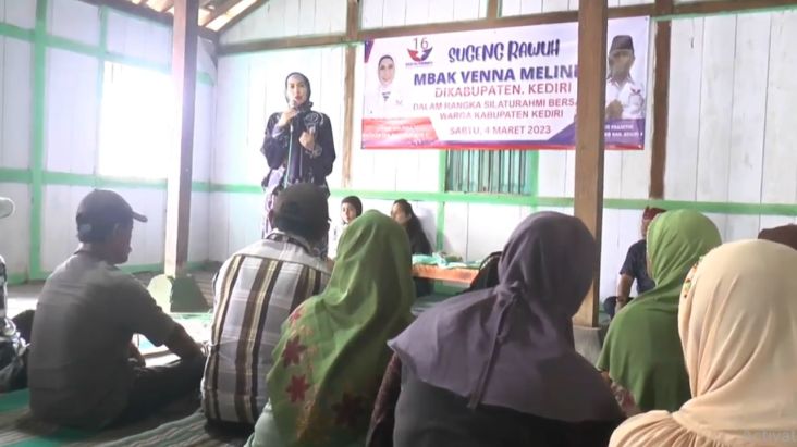 Jaring Aspirasi Masyarakat, Venna Melinda Blusukan ke Desa di Kediri 
