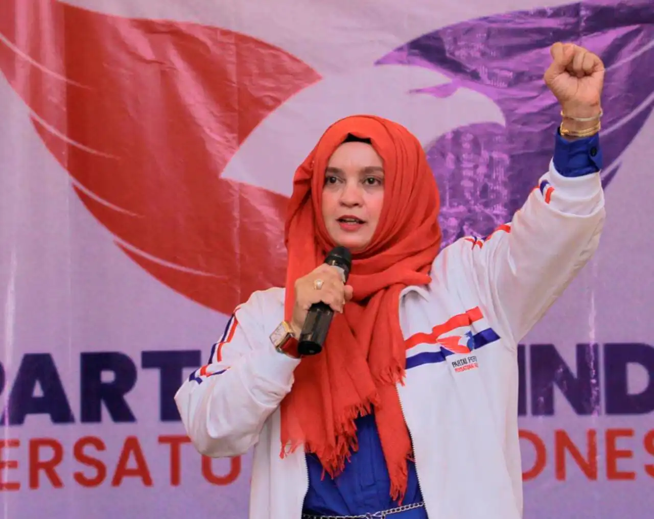 Lawan Hoaks, Nelly Pasang Badan untuk Hary Tanoesoedibjo