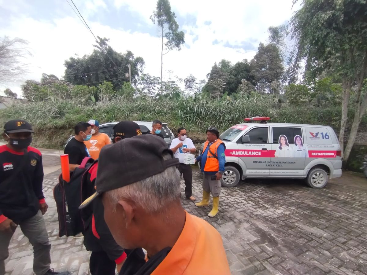 Partai Perindo Terjunkan Ambulans Bantu Warga Terdampak Erupsi Merapi