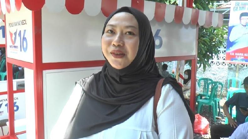 Cerita Pedagang Mi Ayam di NTB Dapat Gerobak Perindo, Sangat Bantu Berjualan
