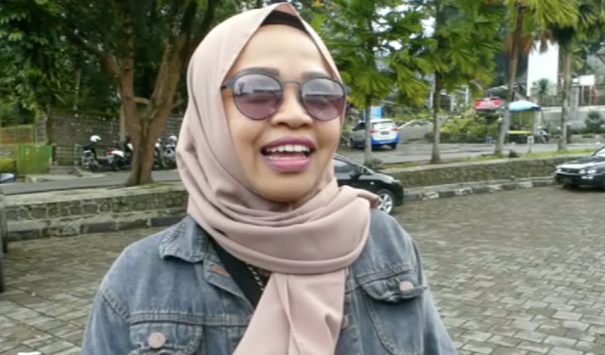 Siti Pedagang Penerima Gerobak Perindo: Tidak Ada Kata Lain, Selain Terima Kasih