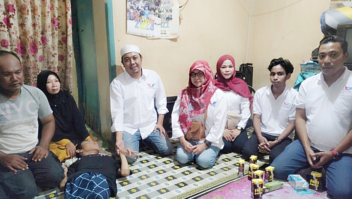 Partai Perindo Kutim Peduli Rakyat Kecil, Bantu Yoga Penderita Lumpuh Layu