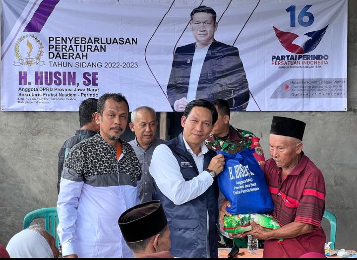 Sosialisasi Perda Perlindungan Pekerja Migran di Cirebon, Legislator Partai Perindo Jabar Sebar 150 Bansos