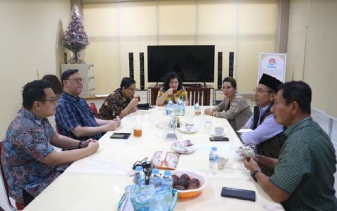Silaturahmi ke Persatuan Masyarakat Surakarta, TGB: Kerelawanan Perlu Terus Kita Hidupkan 