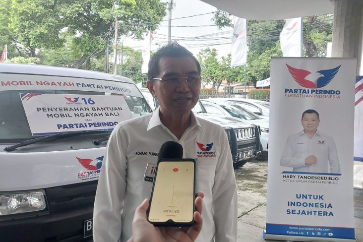 Terima Mobil Ngayah, Ketua DPW Partai Perindo Bali Siap Layani Masyarakat Secara Gratis 