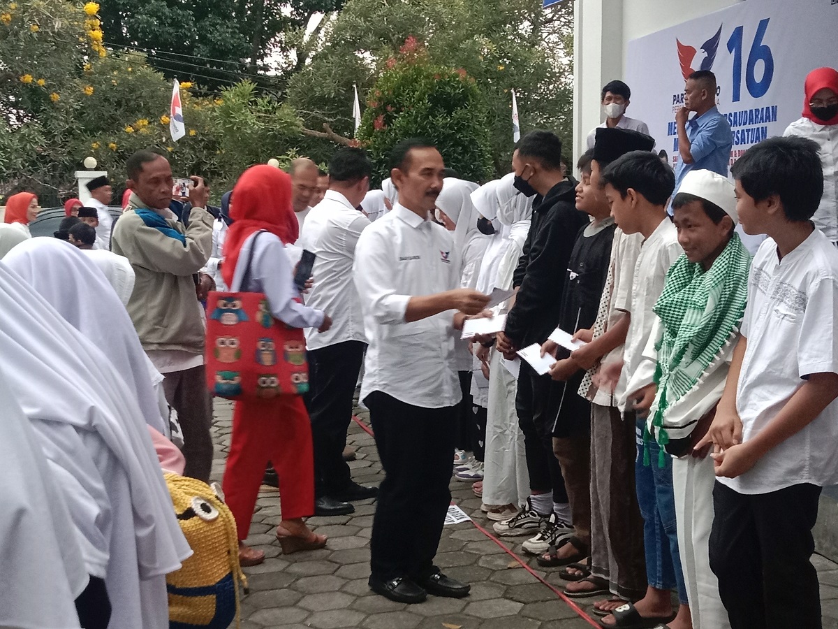 Berkah Ramadan, Partai Perindo Jabar Gelar Bukber dan Santuni Anak Yatim