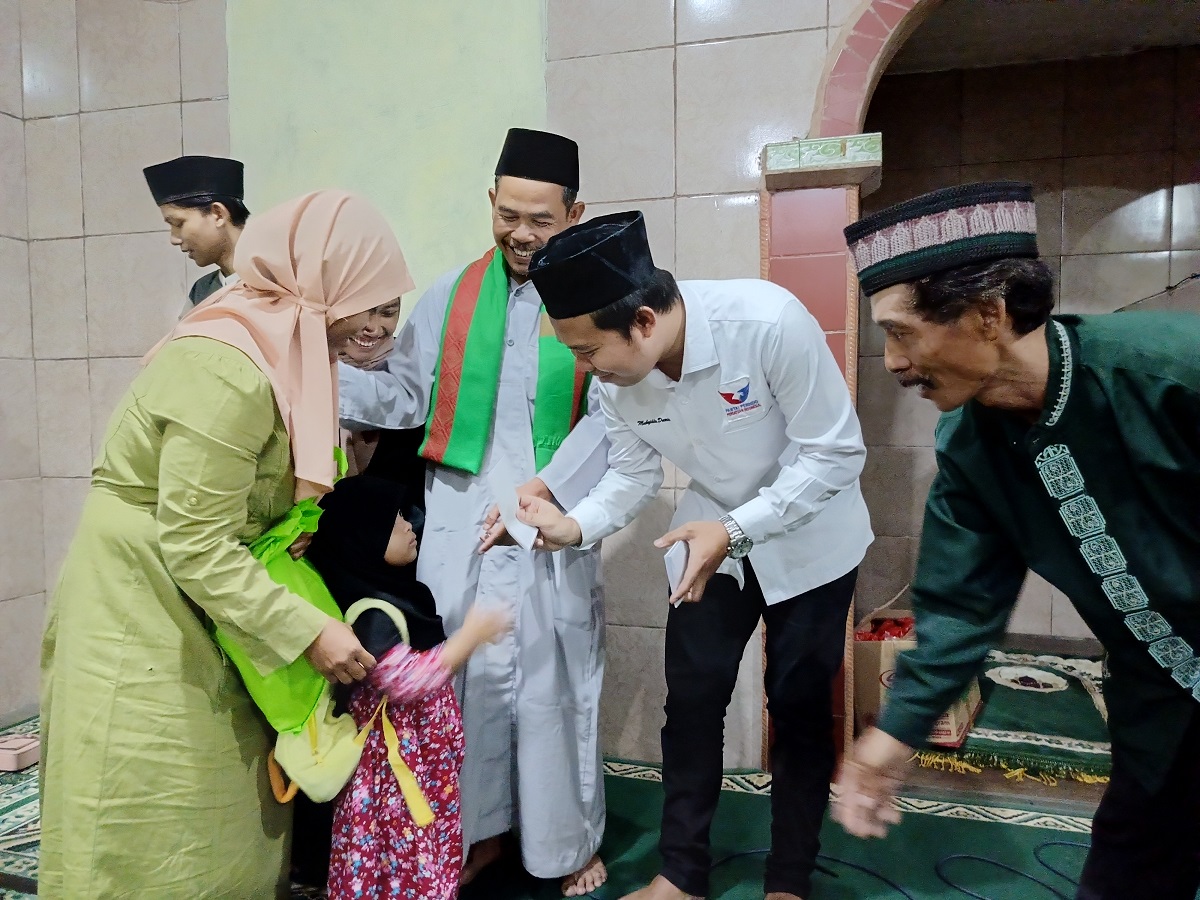 DPP Pemuda Perindo Buka Puasa Bersama dengan Anak Yatim di Sukaraja Bogor