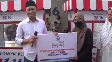 Selain Bukber, Partai Perindo Sulteng Bagikan Gerobak Gratis di Donggala 