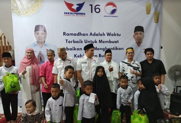 Gelar Bukber dan Berbagai Bersama Anak Yatim, Pemuda Perindo DKI: Mereka Tanggung Jawab Kita Semua!