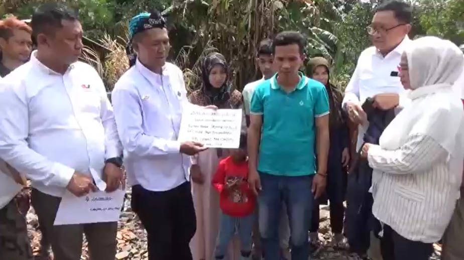 Hary Tanoesoedibjo Beri Bantuan Korban Kebakaran Cianjur, Bacaleg Partai Perindo Terjun Langsung ke Lokasi