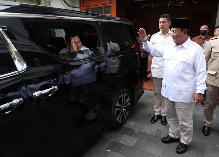 Momen Keakraban Hary Tanoesoedibjo dan Prabowo Subianto saat Safari Politik