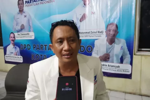 Silaturahmi, Partai Perindo Kota Bekasi Bagi-bagi Takjil dan Bukber 