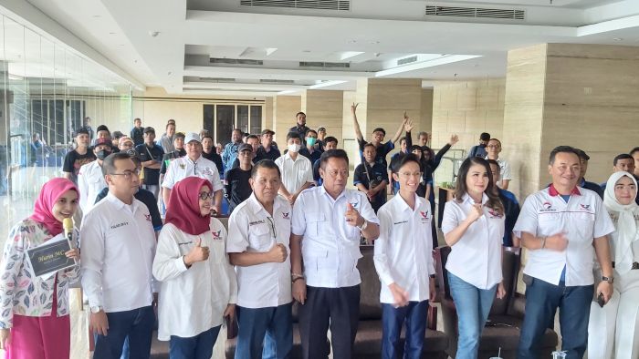 Bacaleg Partai Perindo Gelar Halal Bihalal dengan Driver Ojol di Surabaya