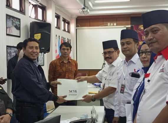 Boyong Bacaleg ke KPU, DPW Partai Perindo DIY Targetkan 10 Persen Kursi Legislatif