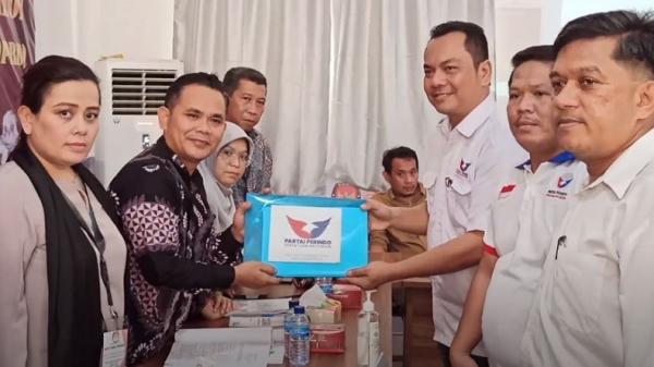 Daftarkan Caleg ke KPU, Partai Perindo Pematangsiantar Targetkan 1 Fraksi DPRD