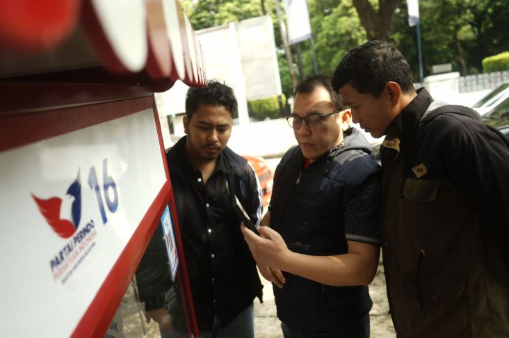 Dapat Gerobak Baru, Pedagang Mi Ayam: Terima Kasih Partai Perindo 