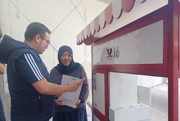 Dapat Gerobak Partai Perindo, Pedagang Ini Senang Bisa Berdagang Secara Mobile