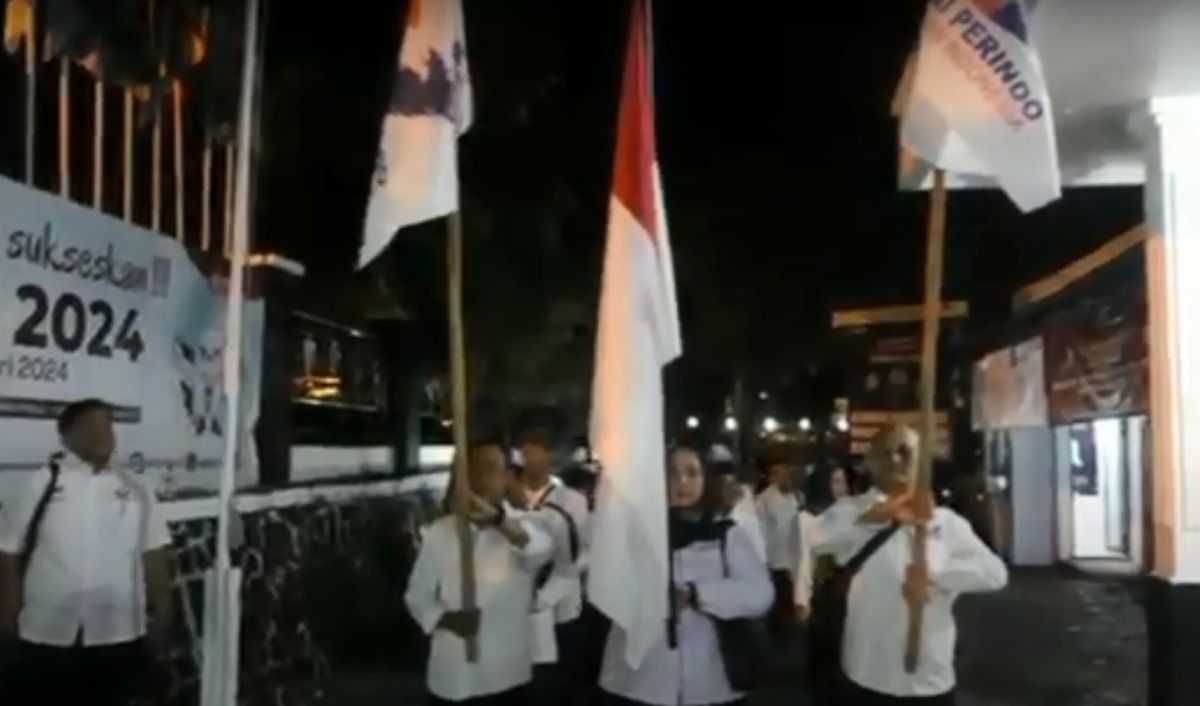 Diiringi Hadroh, 50 Bacaleg Partai Perindo Mendaftar ke KPU Banyumas