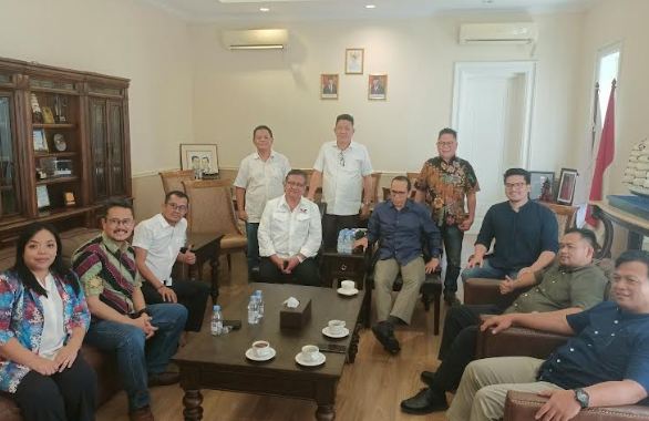 Gelar Rapat Terbatas Bersama Tim Task Force di Kantor DPP, TGB: Bahas Kesiapan Pendaftaran ke KPU