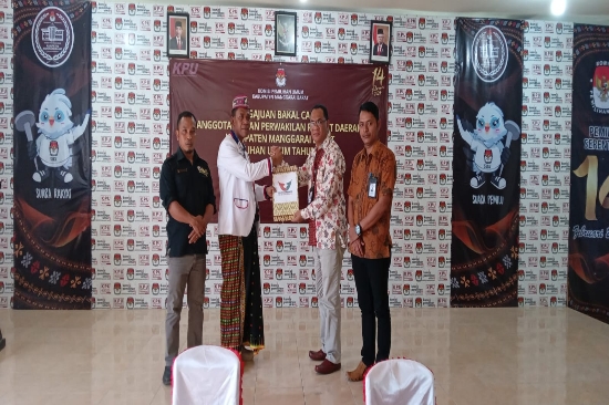 Perindo Mabar Serahkan 30 Bacaleg, Target Raih Minimal 6 Kursi dalam Pileg 2024