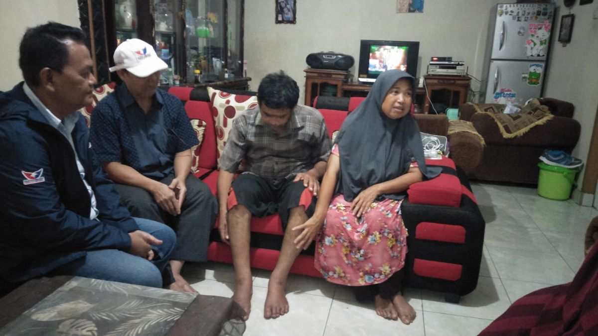 Ketua DPP Partai Perindo Turun ke Dapil II Jabar, Jenguk Warga yang Sakit
