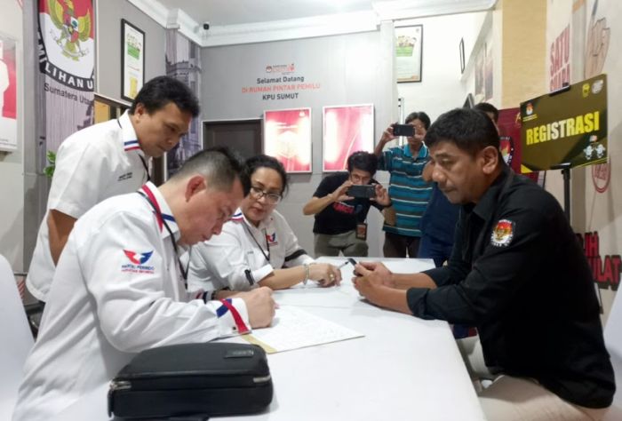 Ketua DPW Minta 100 Bacaleg Saling Bekerjasama Menangkan Partai Perindo di Sumut