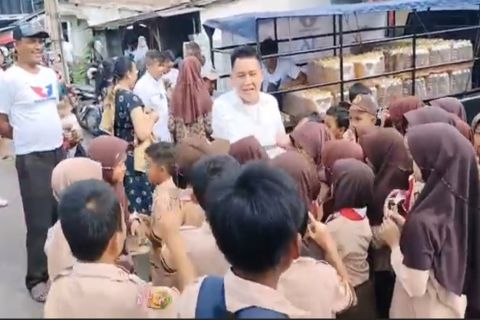 Partai Perindo Sediakan Minyak Goreng Murah, Ini Harapan Warga 