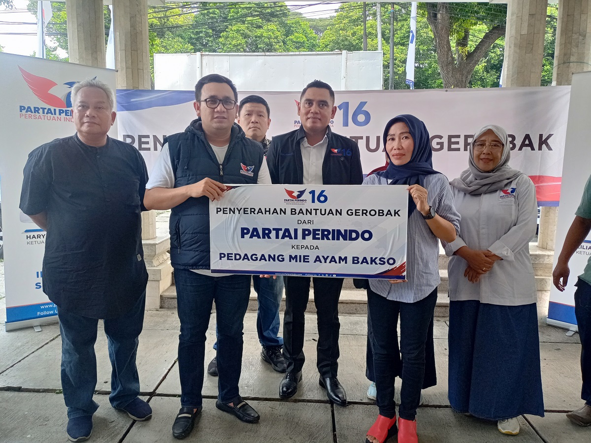 Program Peduli UMKM, Ratusan Gerobak Perindo Tersebar di DKI Jakarta
