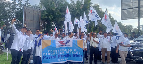 Ratusan Simpatisan dan Milenial Kawal Pendaftaran Caleg Partai Perindo Riau ke KPU