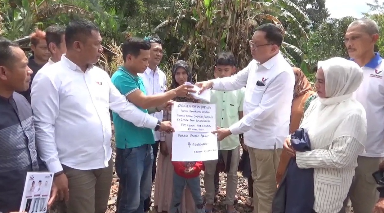 Respons Cepat Partai Perindo Bantu Korban Kebakaran di Cianjur, Langsung Beri Bantuan