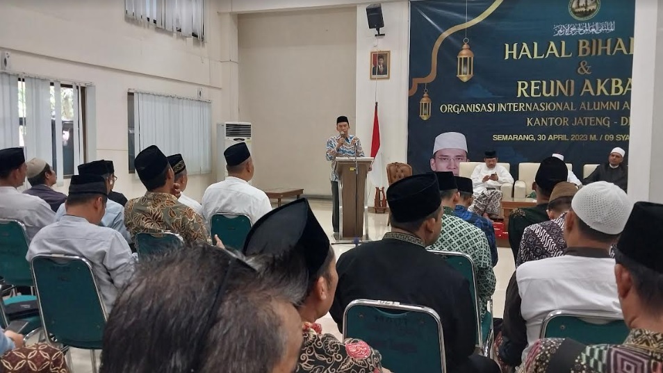 TGB Sebut Pentingnya Profesionalitas dan Proporsionalitas dalam Berpolitik