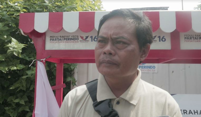 Dapat Bantuan Gerobak Perindo, Pedagang Angkringan Ini Langsung Buka Cabang di Solo