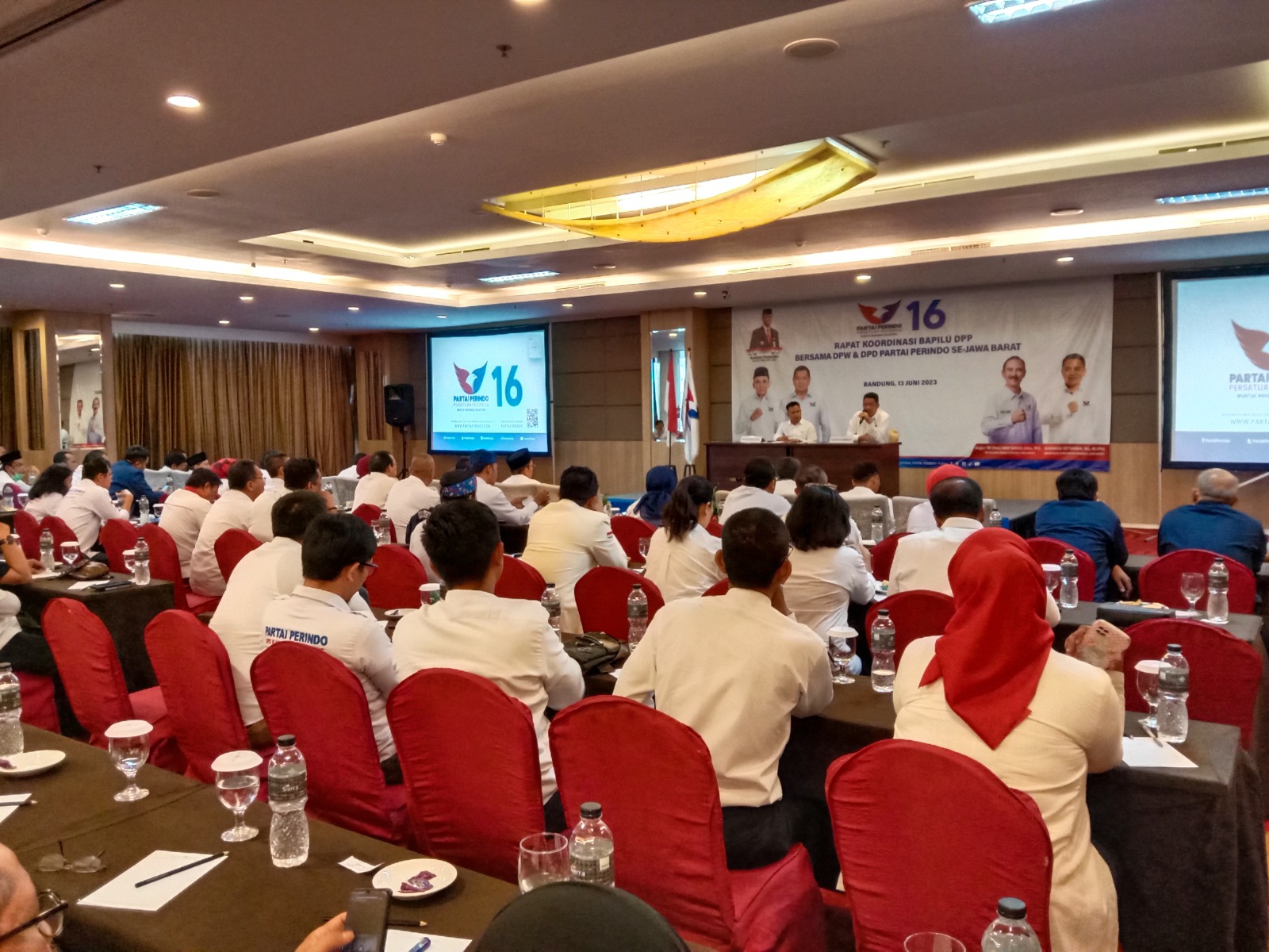 Bakar Semangat Kader Partai Perindo se-Jabar, Ronny Tanusaputra: Banyak Parpol Tinggalkan Ideologi Gara-Gara Uang