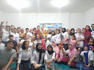 Emak-Emak di Manggarai Jaksel Antusias Bertemu Bacaleg Muda Perindo Diska Resha