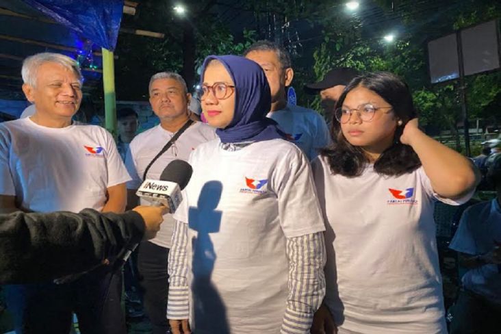 Gelar Nobar Indonesia vs Argentina di Angkringan, Caleg Partai Perindo Ingin Pendapatan UMKM Meningkat 