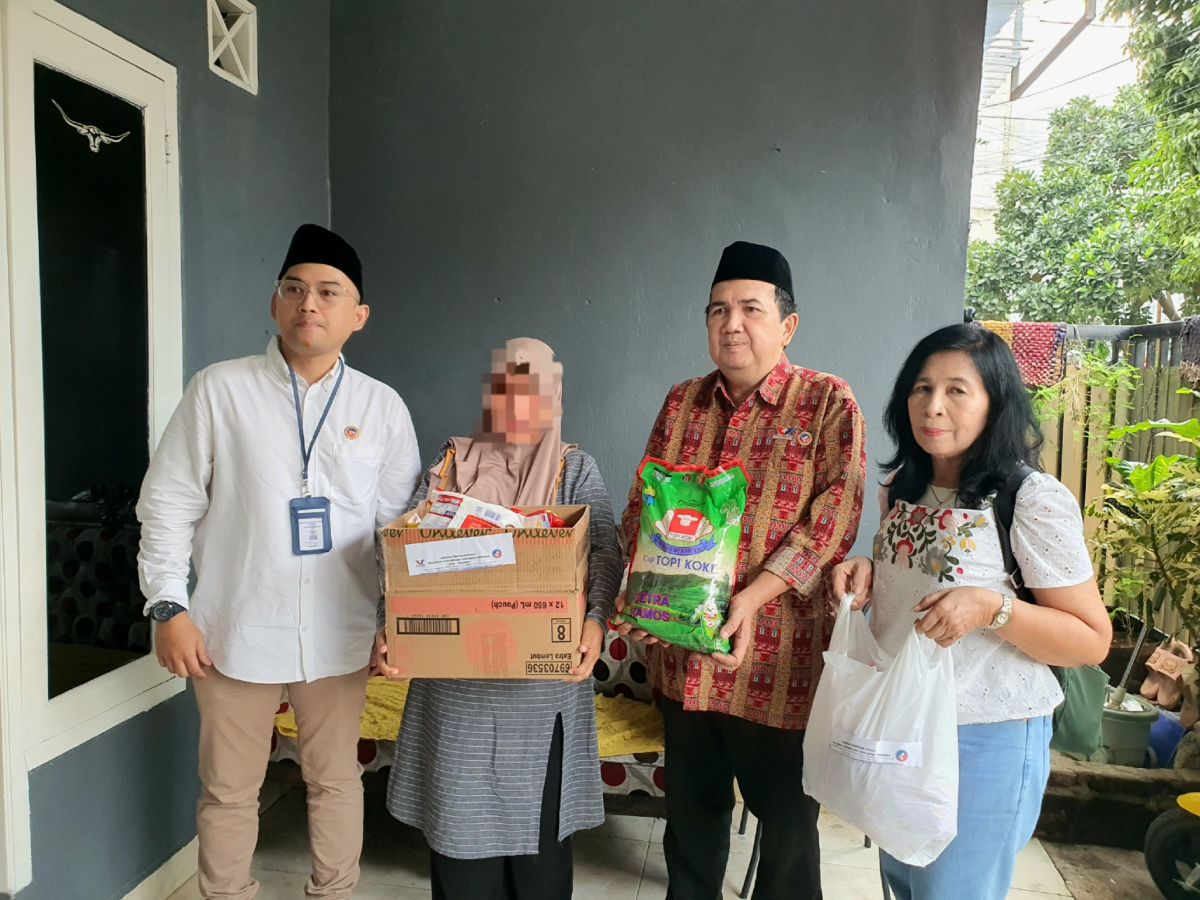 Hari Pancasila, RPA Perindo Bagikan Bingkisan bagi Keluarga Korban Kekerasan Seksual di Tangsel 
