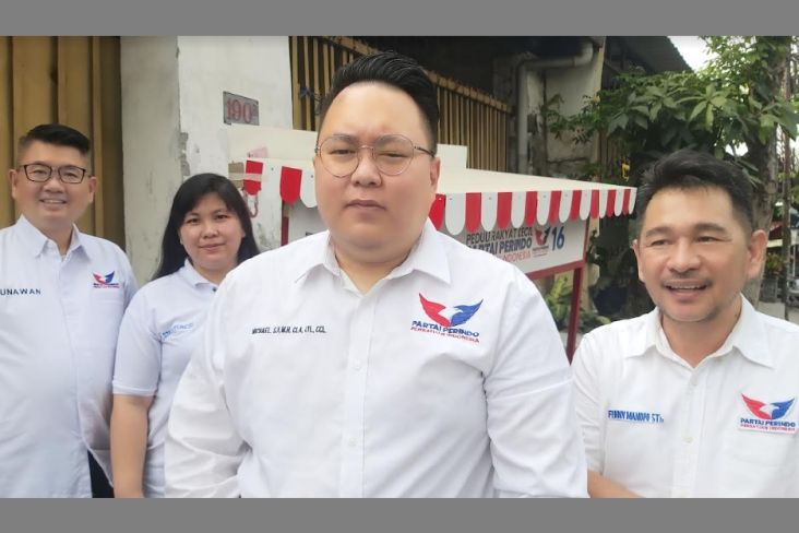 Bacaleg Lakukan Pendampingan Usaha Bagi Penerima Gerobak Perindo di Surabaya